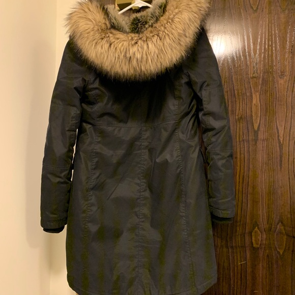 Aritzia Coat - xs - Picture 2 of 2